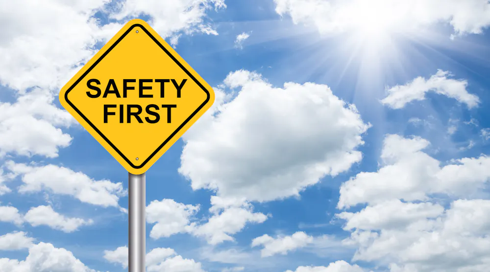 Hand on This, Mind on That | EHS Today