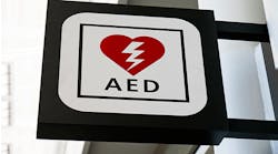 For the best chance of survival, an AED should be used within three to five minutes after collapse. For every minute that passes without CPR and defibrillation, the chance of survival for a victim of sudden cardiac arrest (SCA) decreases by 7 to 10 percent. After 10 minutes, very few SCA victims survive.