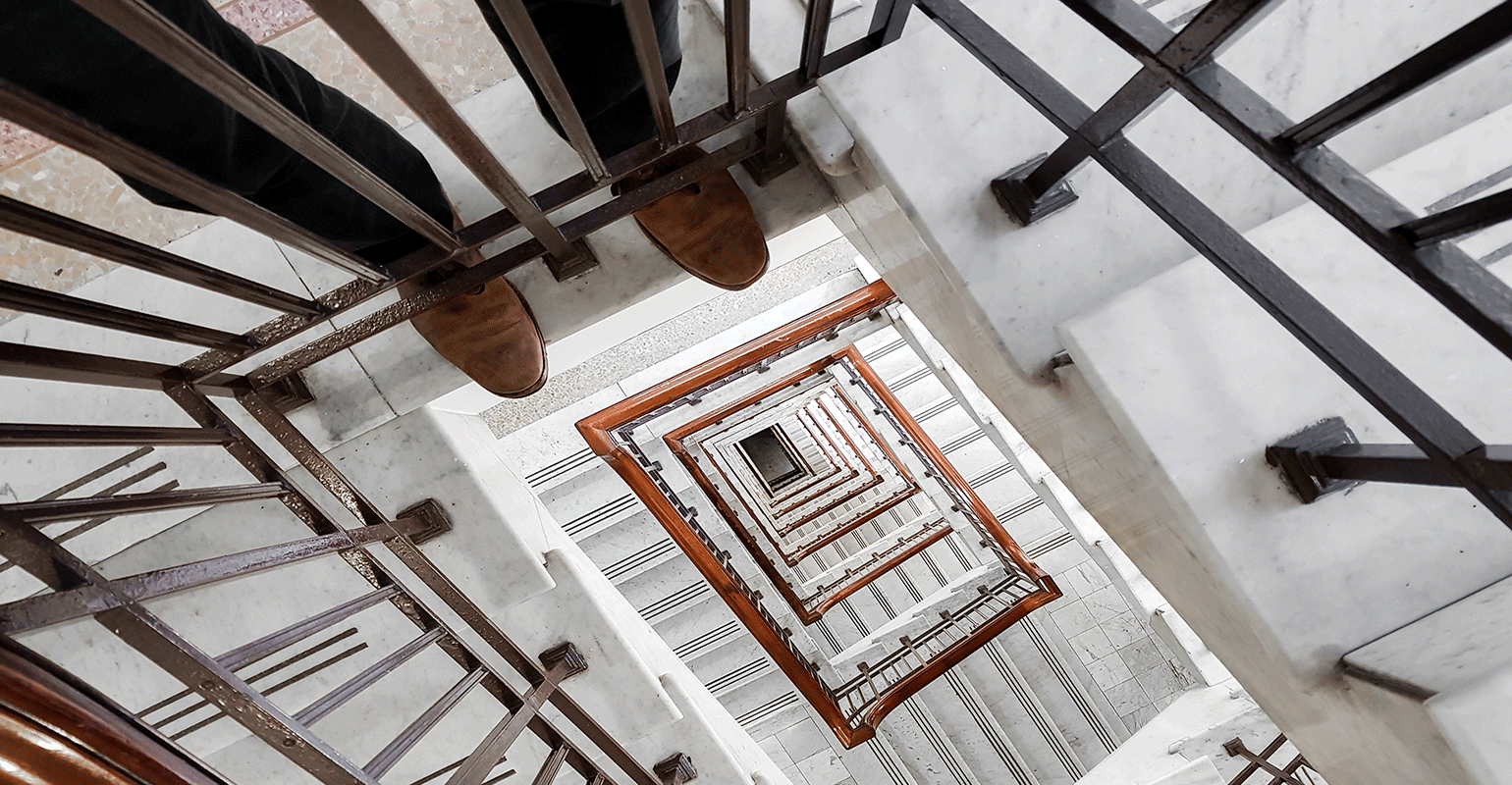 Worker Falls to Death from Stairs