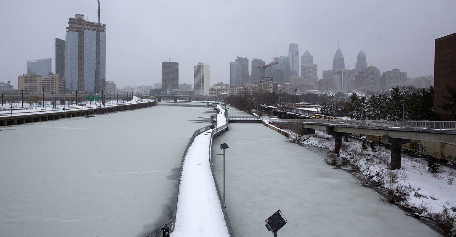 nbspA view of the SchuylkillnbspRiver as snow continues to fall on Jannbsp23nbspin Philadelphia Pa The citynbspannounced a snow emergency