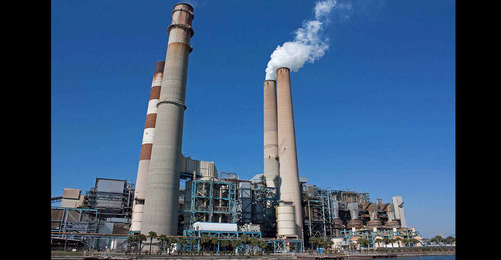 Big_Bend_Power_Station