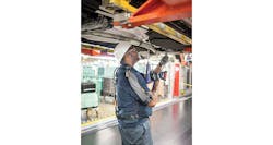 BMW_airframe_worker-igus. BMW_airframe_worker-igus.