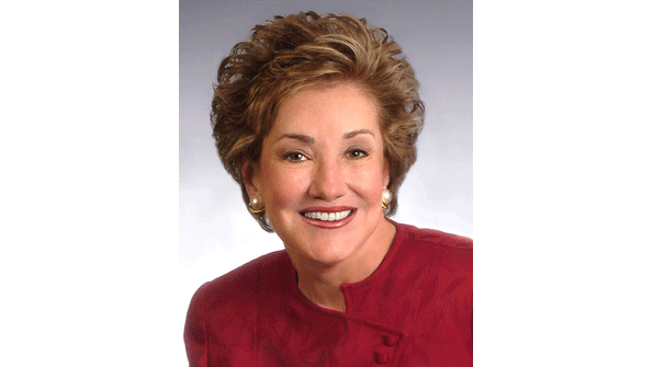 Elizabeth Dole receives NSCs Flame of Life award