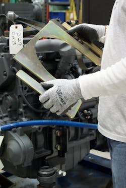 Safetyglove1 5e569d3121373 Safetyglove1 5e569d3121373