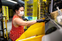 Associate Wearing Ppe 1 6124e91762500 Associate Wearing Ppe 1 6124e91762500