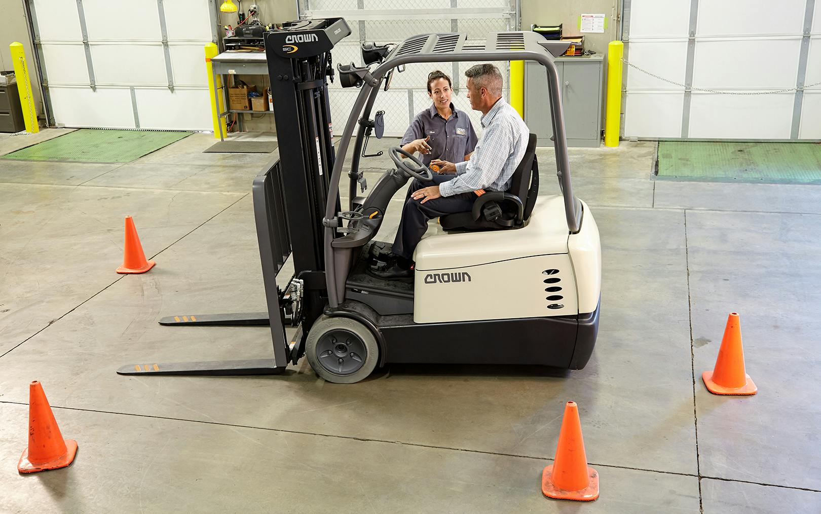 crown_equipment_dp_operator_training_sc5700