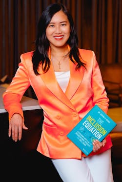 Serena Huang, CEO Data with Serena Serena Huang, CEO Data with Serena