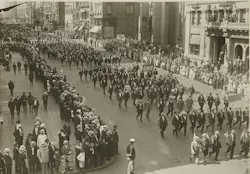 Thousands march in New York's Labor Day Parade along Fifth Avenue in 1918
